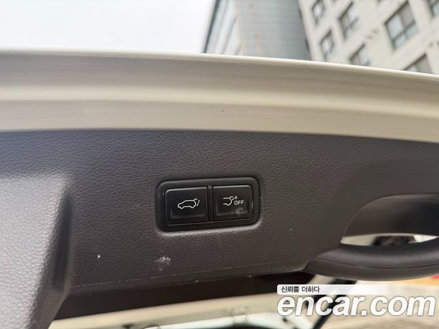 Kia Canival 2023 — photo 20