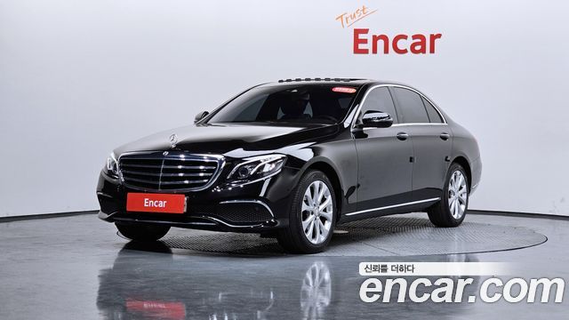 Mercedes-Benz E-Class 2017 — photo 1