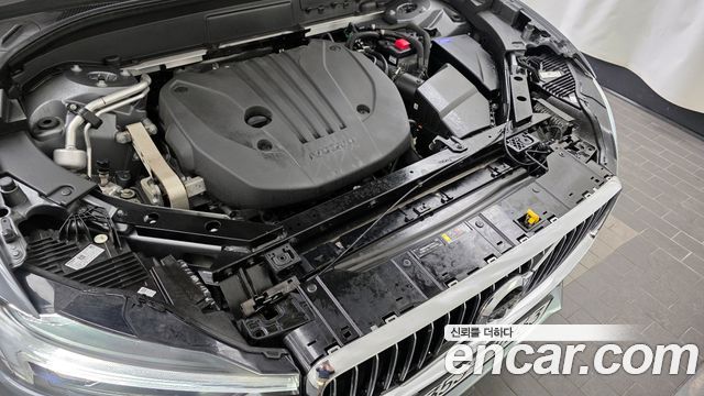 Volvo XC60 2021 — photo 6