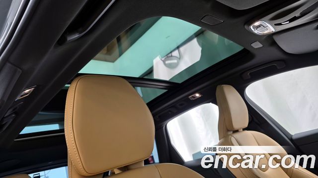 Volvo XC60 2021 — photo 17