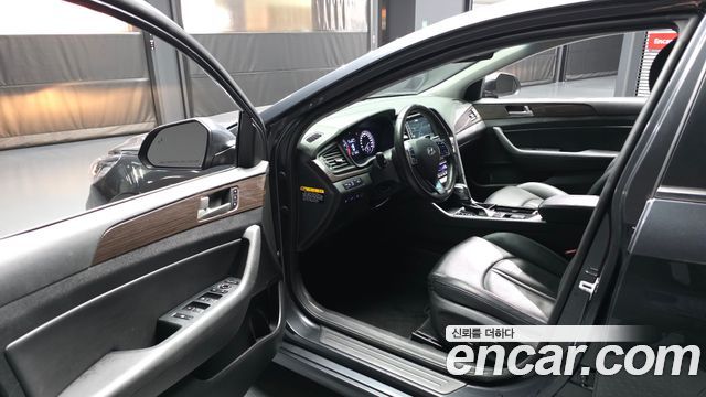 Hyundai Sonata 2019 — photo 13