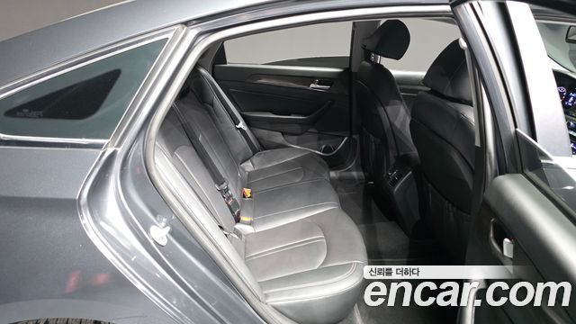 Hyundai Sonata 2019 — photo 18