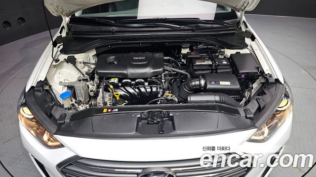 Hyundai AVANTE 2016 — photo 6