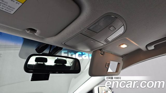 Hyundai AVANTE 2016 — photo 17