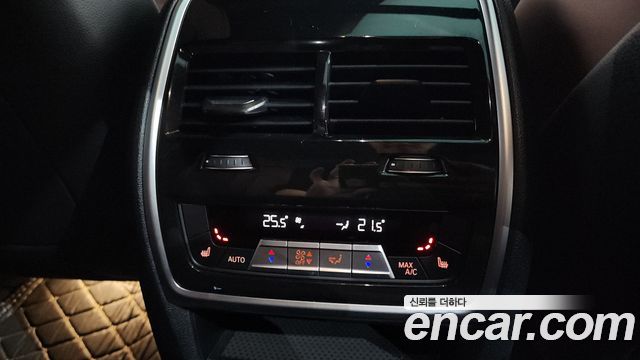 BMW X6 2022 — photo 22
