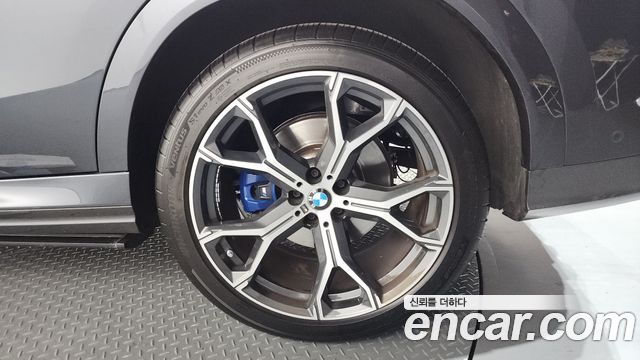 BMW X6 2022 — photo 7