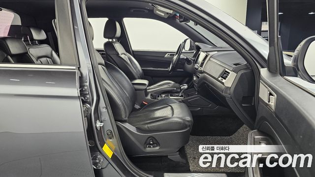 KG Mobility Rexton 2019 — photo 12