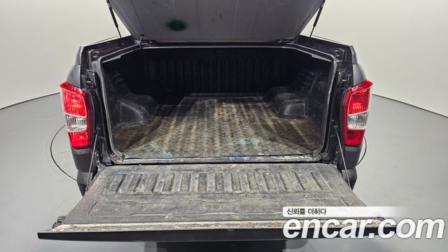 KG Mobility Rexton 2019 — photo 20