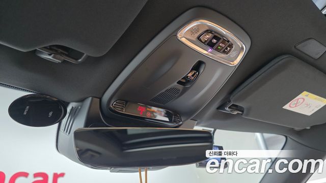 Volvo XC90 2019 — photo 26