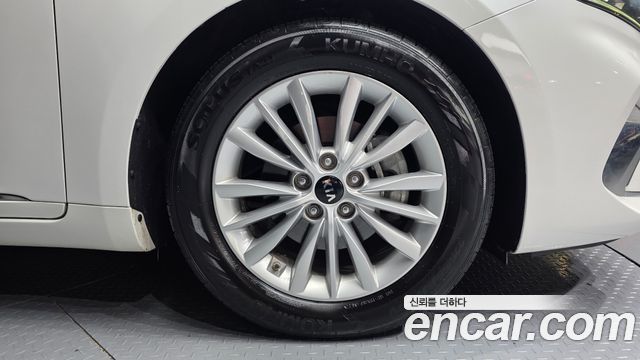 Kia K7 2020 — photo 5