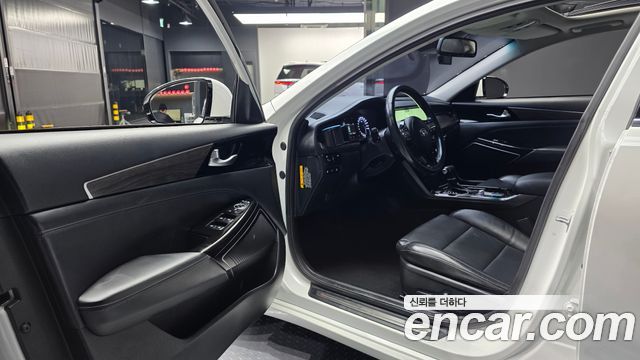 Kia K7 2020 — photo 10