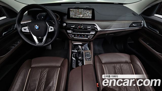 BMW Gran Turismo 2020 — photo 10