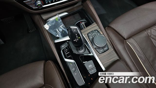 BMW Gran Turismo 2020 — photo 12