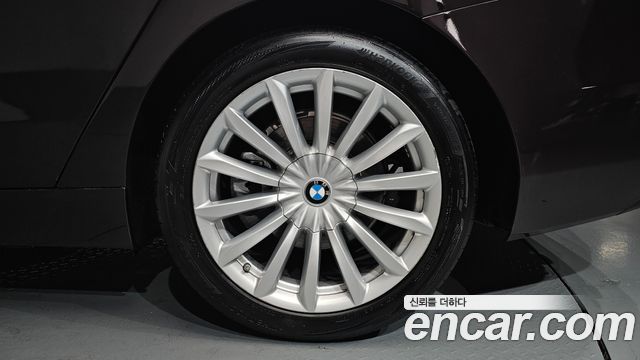 BMW Gran Turismo 2020 — photo 7