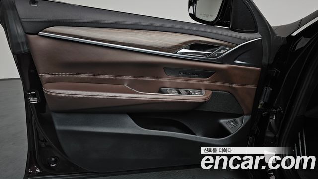 BMW Gran Turismo 2020 — photo 14