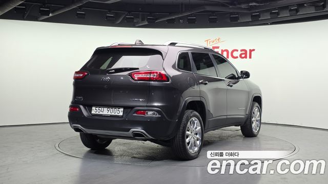 Jeep Cherokee 2017 — photo 2