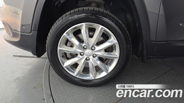 Jeep Cherokee 2017 — photo 5