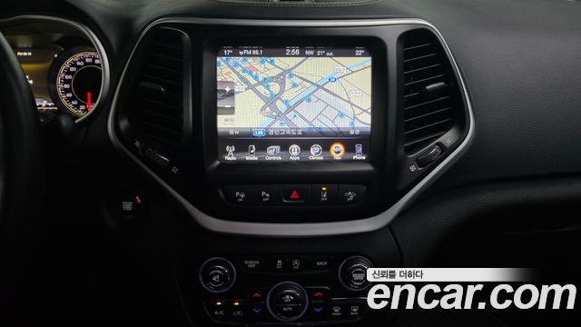 Jeep Cherokee 2017 — photo 14