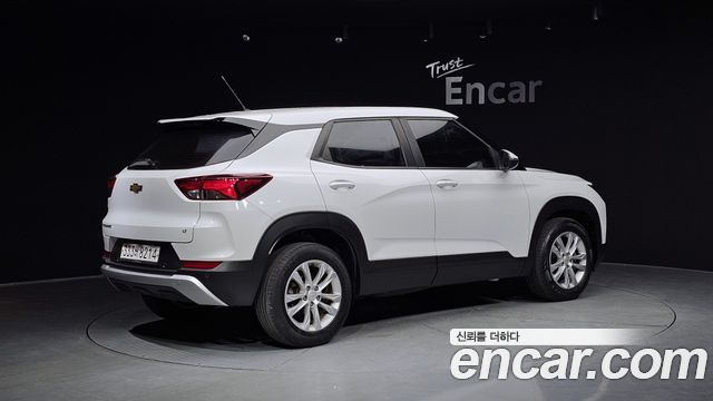 Chevrolet Korea Trailblazer 2021 — photo 2
