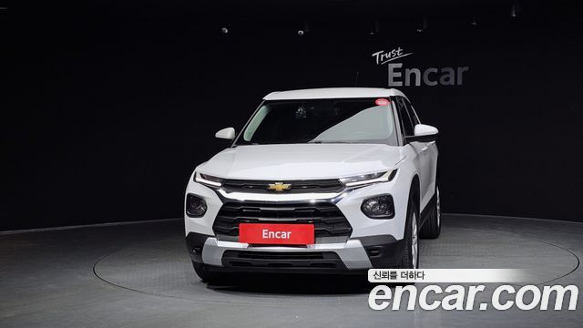 Chevrolet Korea Trailblazer 2021 — photo 3