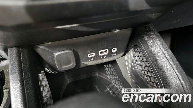 Chevrolet Korea Trailblazer 2021 — photo 17