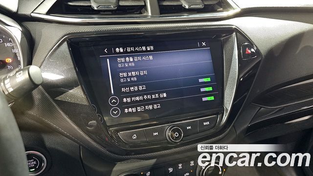 Chevrolet Korea Trailblazer 2021 — photo 26