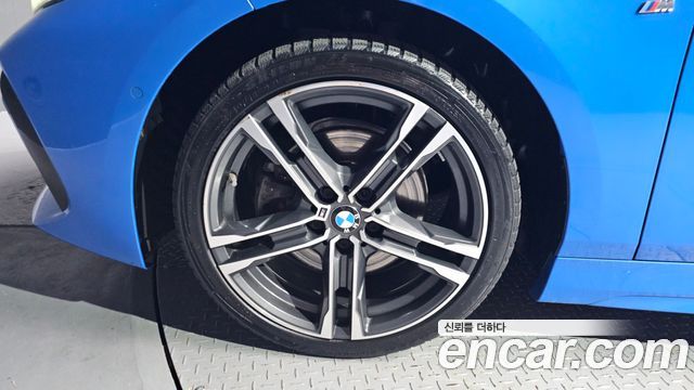 BMW 1-Series 2021 — photo 5