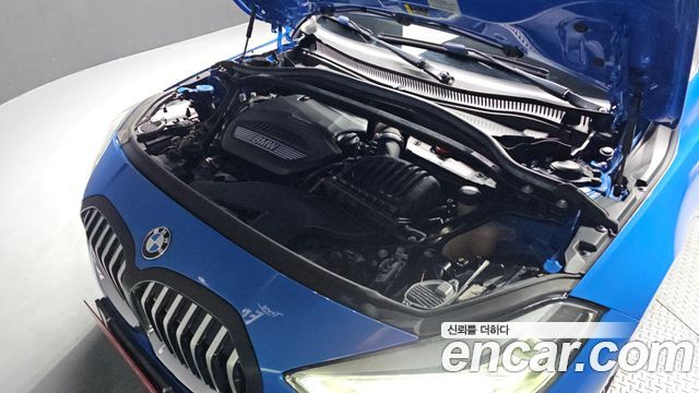 BMW 1-Series 2021 — photo 6