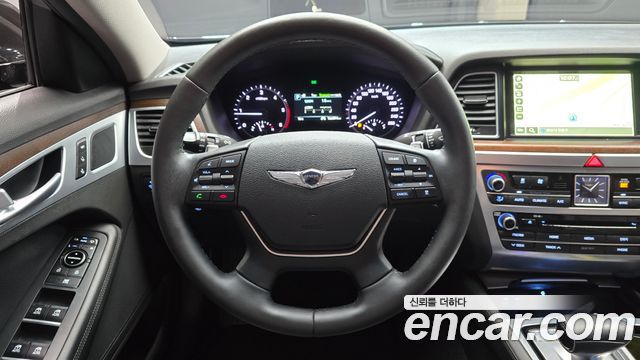Genesis G80 2018 — photo 19