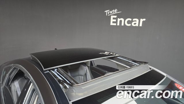 Genesis G80 2018 — photo 26