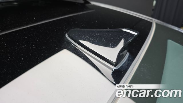 Genesis G80 2018 — photo 29