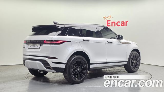 Land Rover Range Rover Evoque 2025 — photo 2