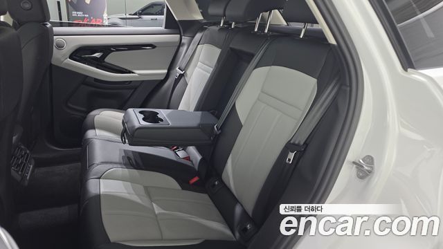 Land Rover Range Rover Evoque 2025 — photo 5