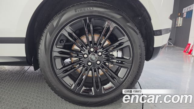Land Rover Range Rover Evoque 2025 — photo 9
