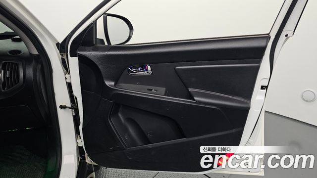 Kia Sportage 2013 — photo 14