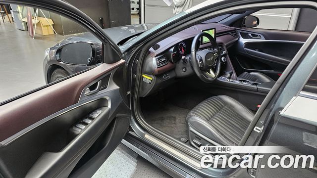 Genesis G70 2018 — photo 13