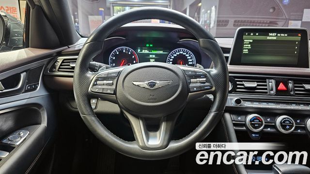 Genesis G70 2018 — photo 20