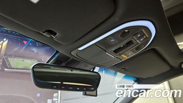 Genesis G70 2018 — photo 22