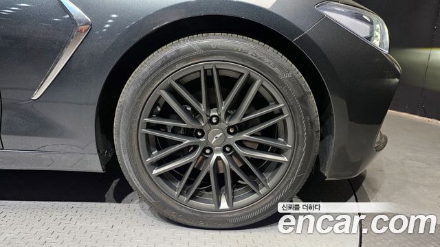Genesis G70 2018 — photo 7