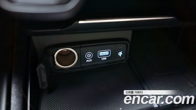 Genesis G70 2018 — photo 30