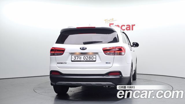 Kia Sorento 2016 — photo 4