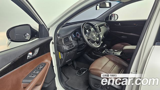 Kia Sorento 2016 — photo 13