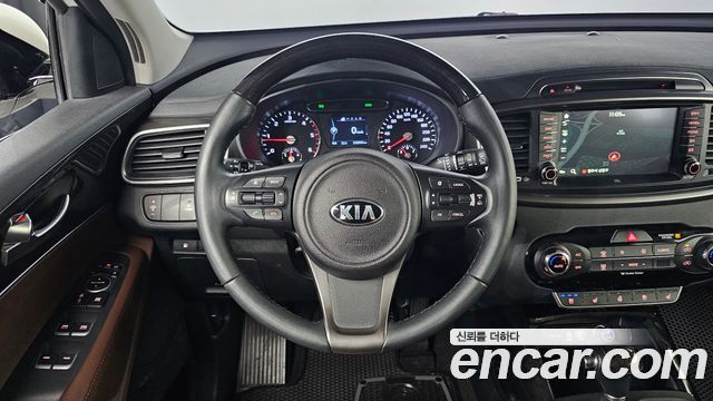 Kia Sorento 2016 — photo 21