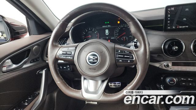 Kia Stinger 2021 — photo 18
