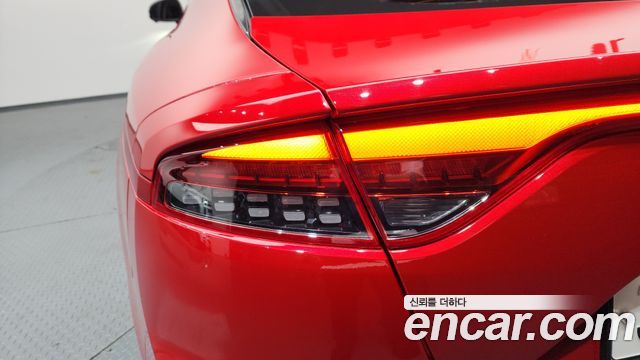 Kia Stinger 2021 — photo 9
