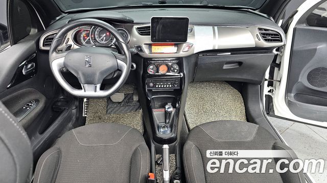 Citroën / DS DS3 2018 — photo 10