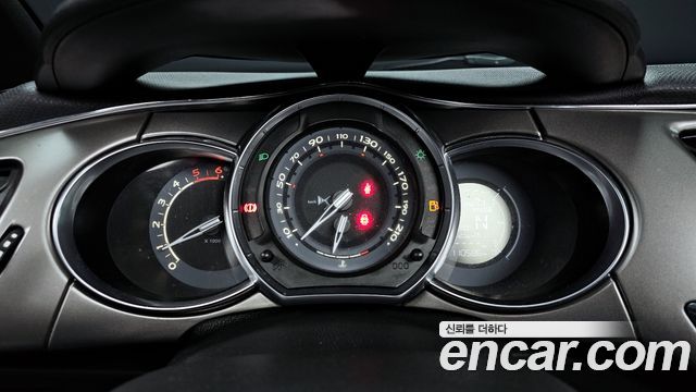 Citroën / DS DS3 2018 — photo 11