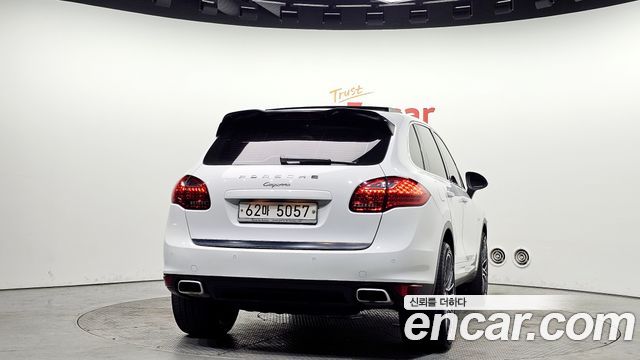 Porsche Cayenne 2013 — photo 4