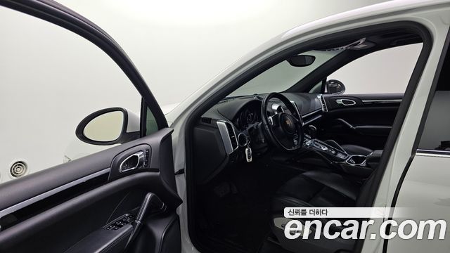 Porsche Cayenne 2013 — photo 10