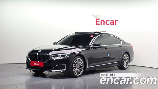 BMW 7-Series 2022 — photo 1